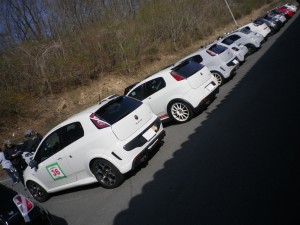 プントの尻はカッコイイ!赤ゼッケンはTECNICOクラス。