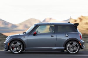 新しくなったMINI