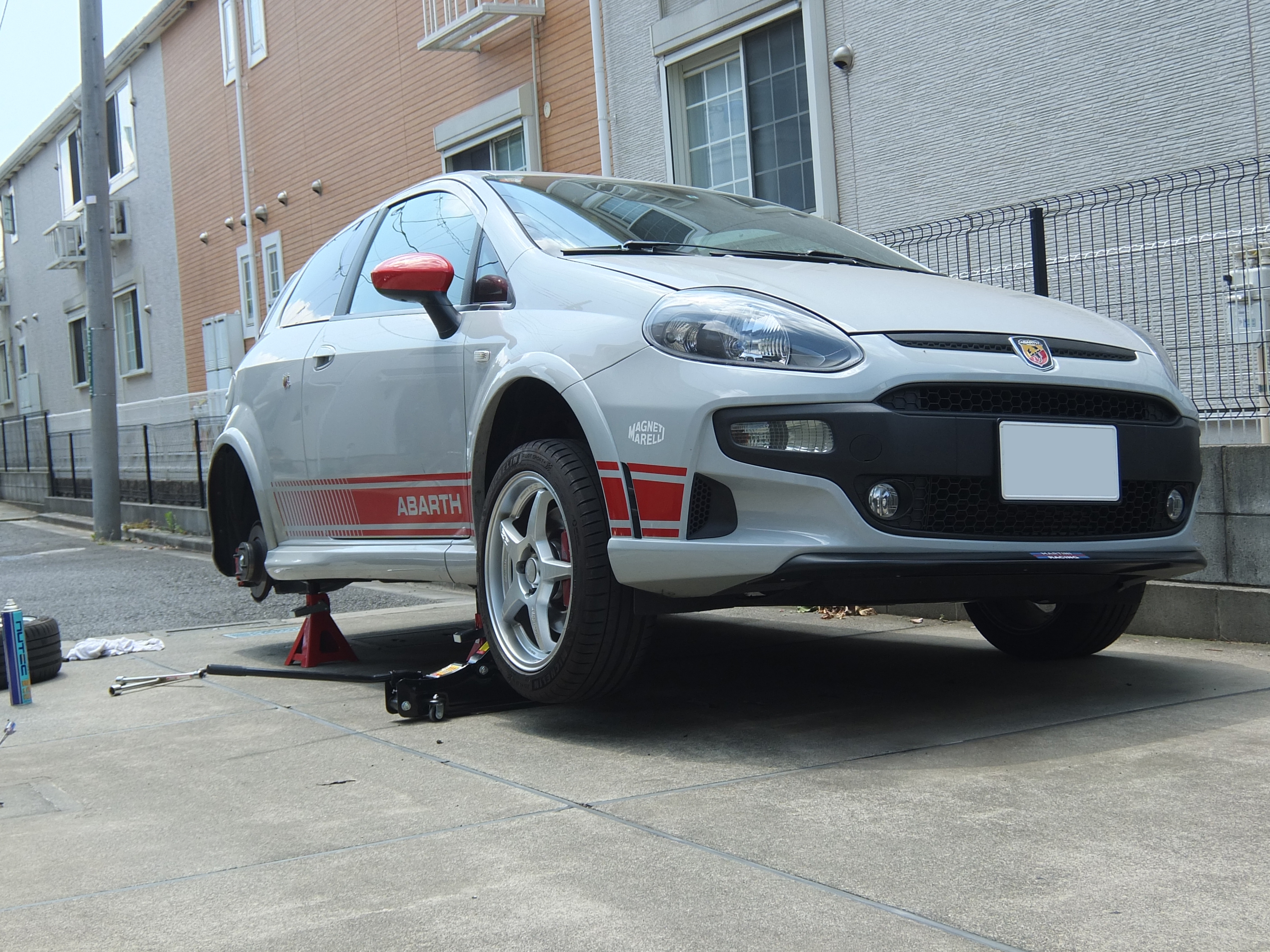 グッドイヤー イーグル RSスポーツ、サーキット走行２回後のトレッド。