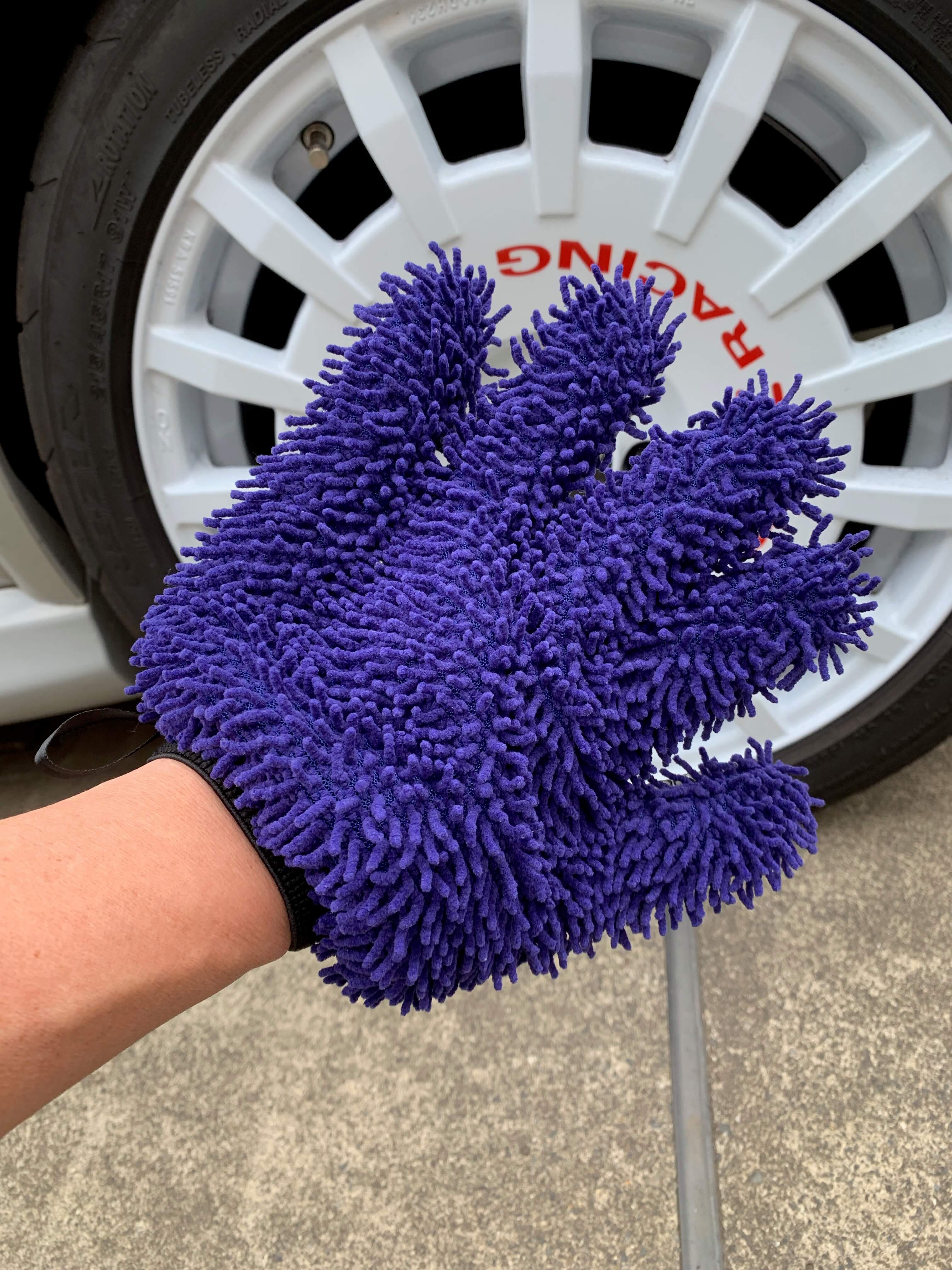 オニヒトデ、ゲットだぜ！　［ 白いホイール、いつもキレイにしておくために ］