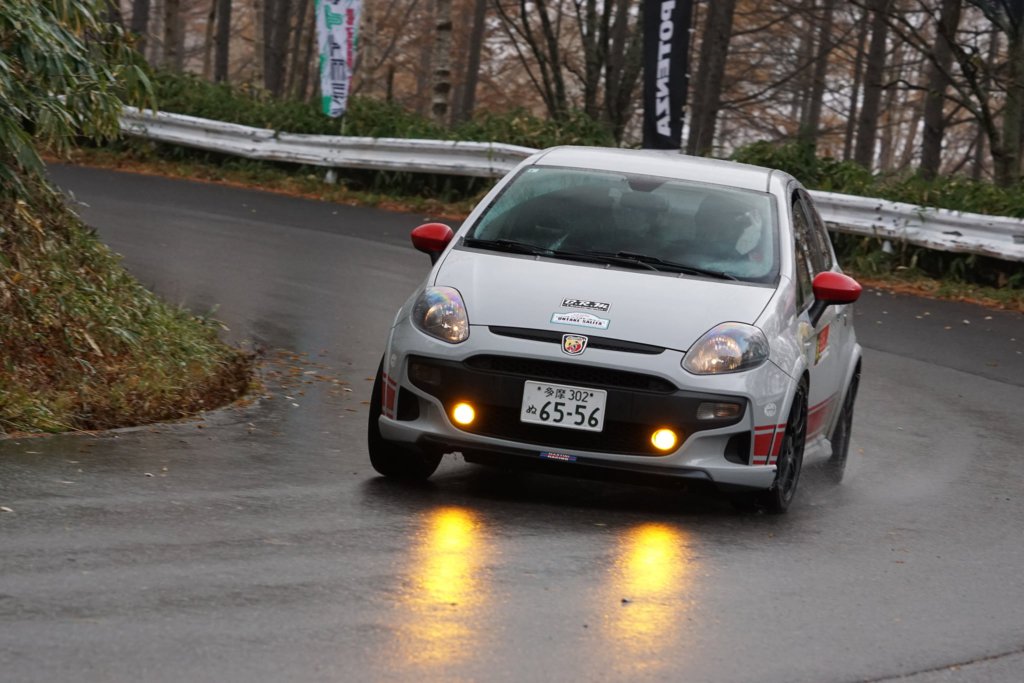 ONTAKE SALITAを走るウチのアバルトプント