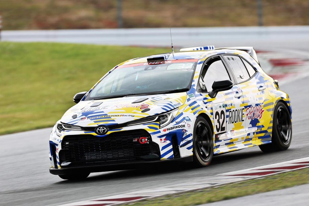 トヨタ水素エンジン車