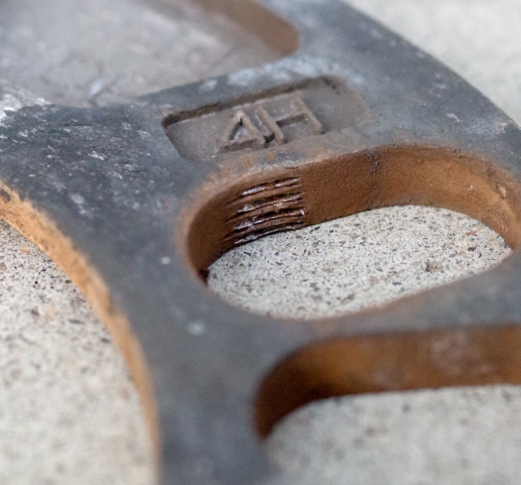 やっすいスペーサー、ネジ山のあと