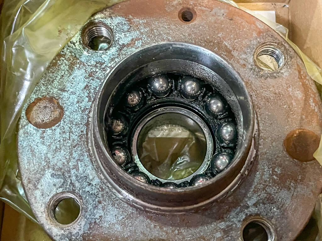 リア・ハブベアリング